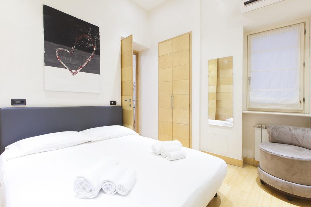 Orologio Charme - My Extra Home Rome Room photo